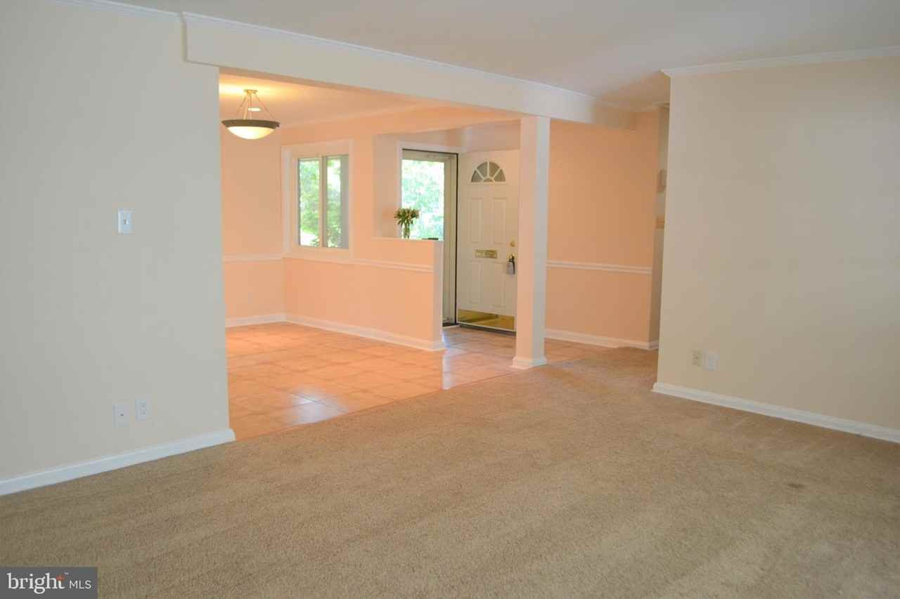 3809 Whispering Ln - Photo 6 of 47