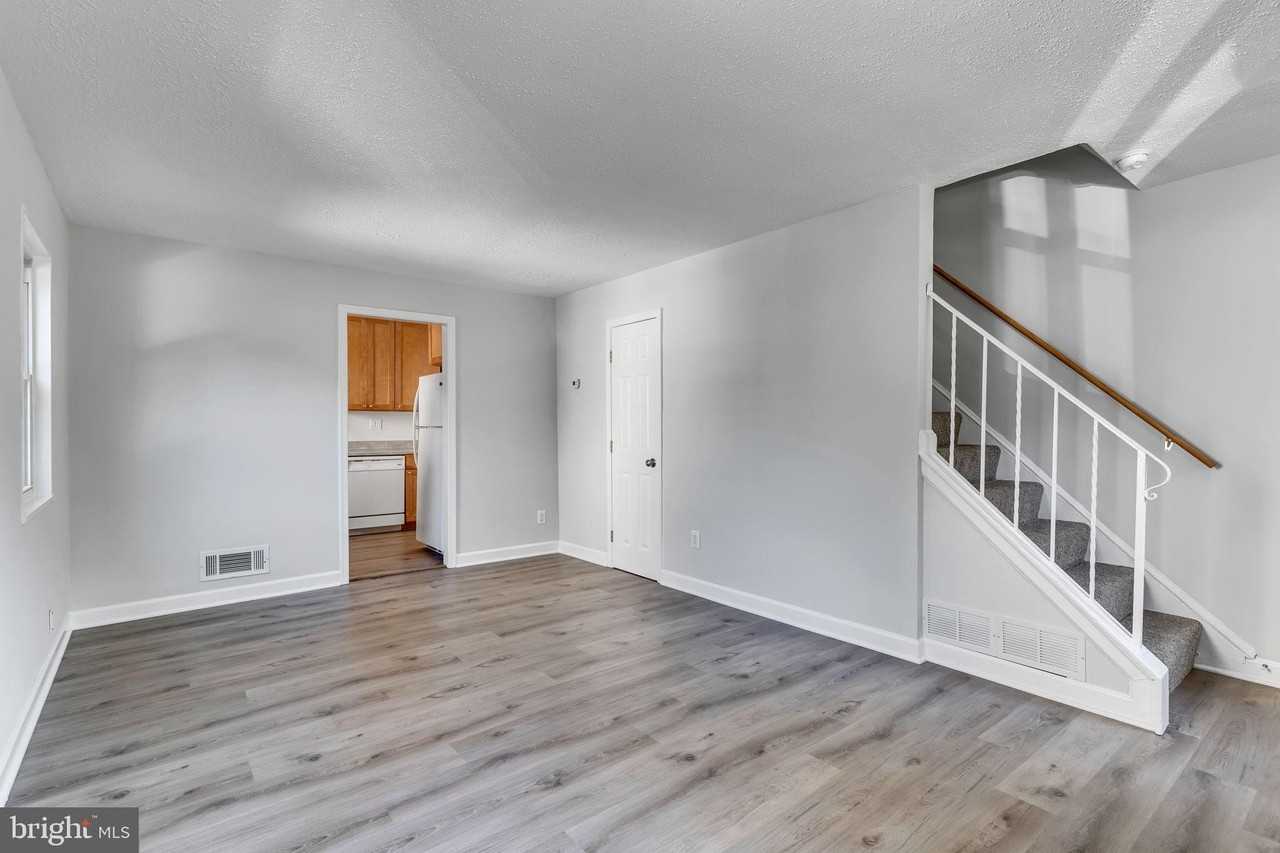 5809 Fifer Dr - Photo 3 of 21