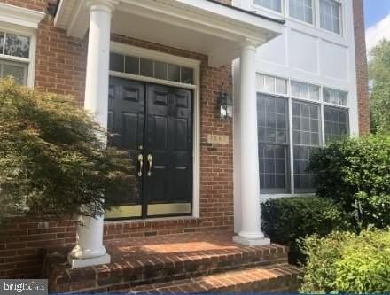 7957 Blitz Ct - Photo 3 of 27