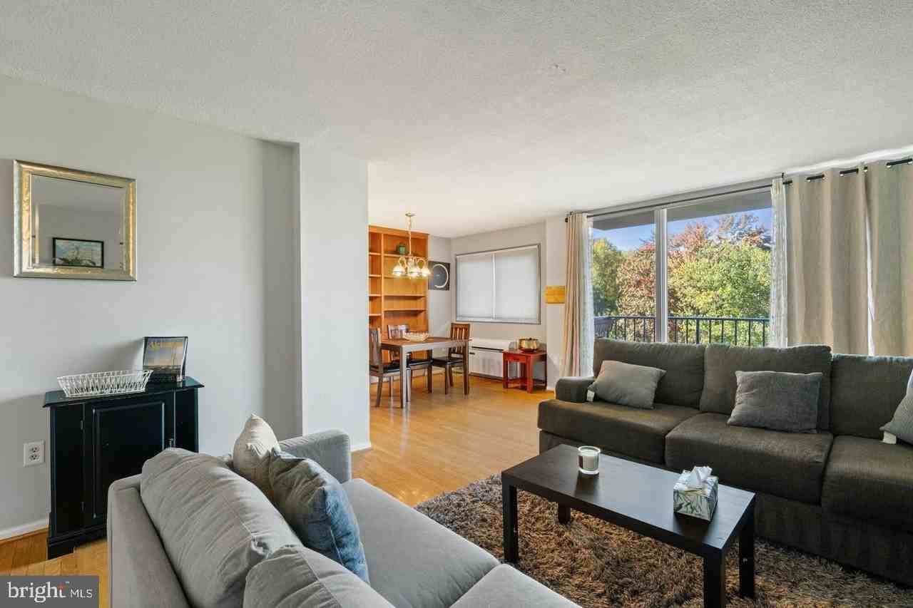 2059 Huntington Ave #614