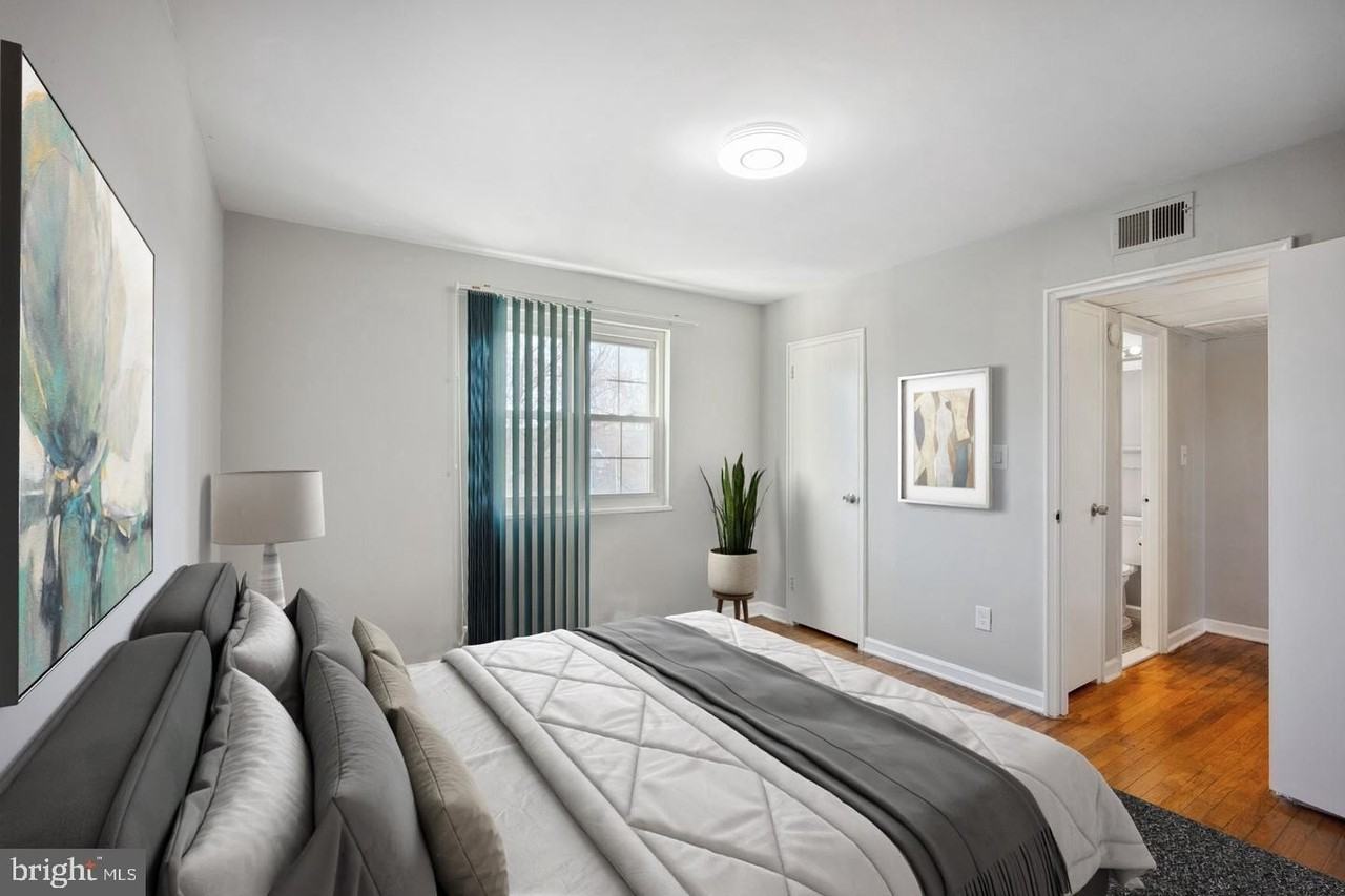 6243 Wilson Blvd #301 - Photo 4 of 12