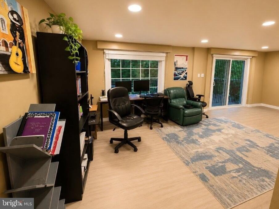 6808 Darby Ln - Photo 6 of 23