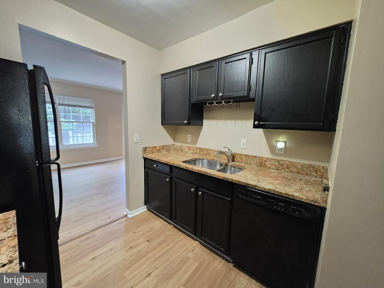 6505 China Grove Ct - Photo 6 of 24