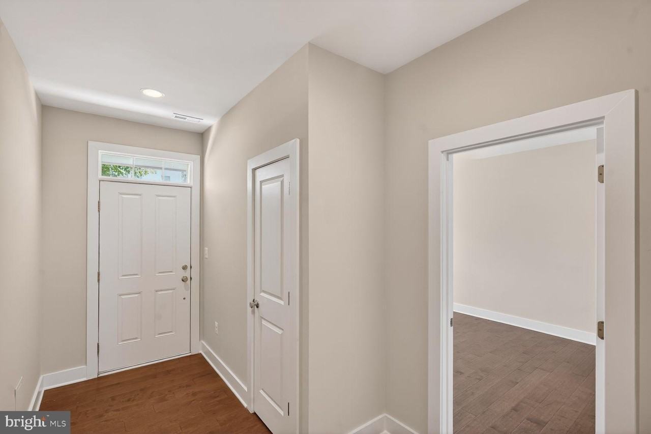 5128 Ridgeview Retreat Dr - Photo 7 of 43