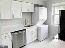 featured image of 4258 Buckman Rd #38