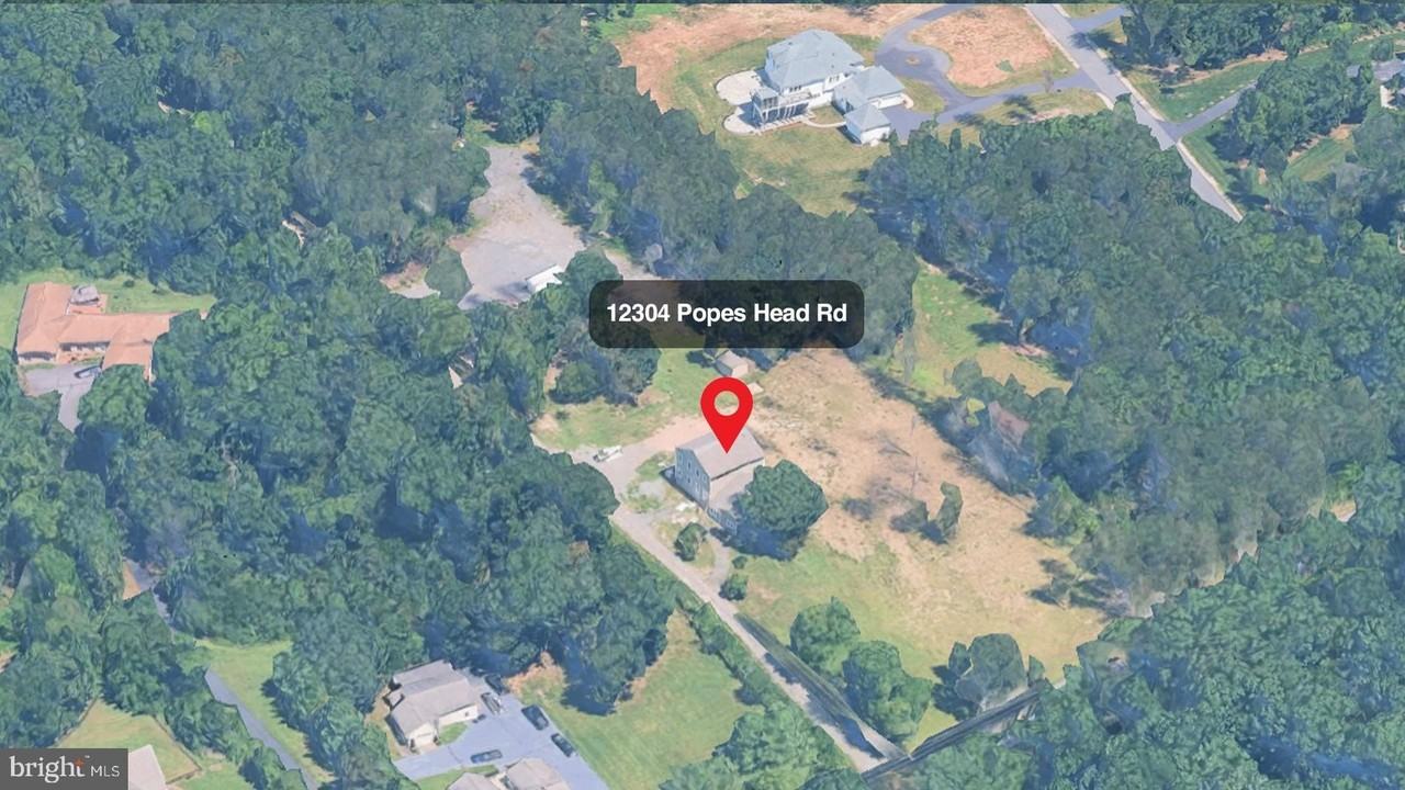 12304 Popes Head Rd - Photo 2 of 40