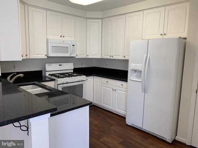 1567 Northern Neck Dr #202 - Photo 6 of 30