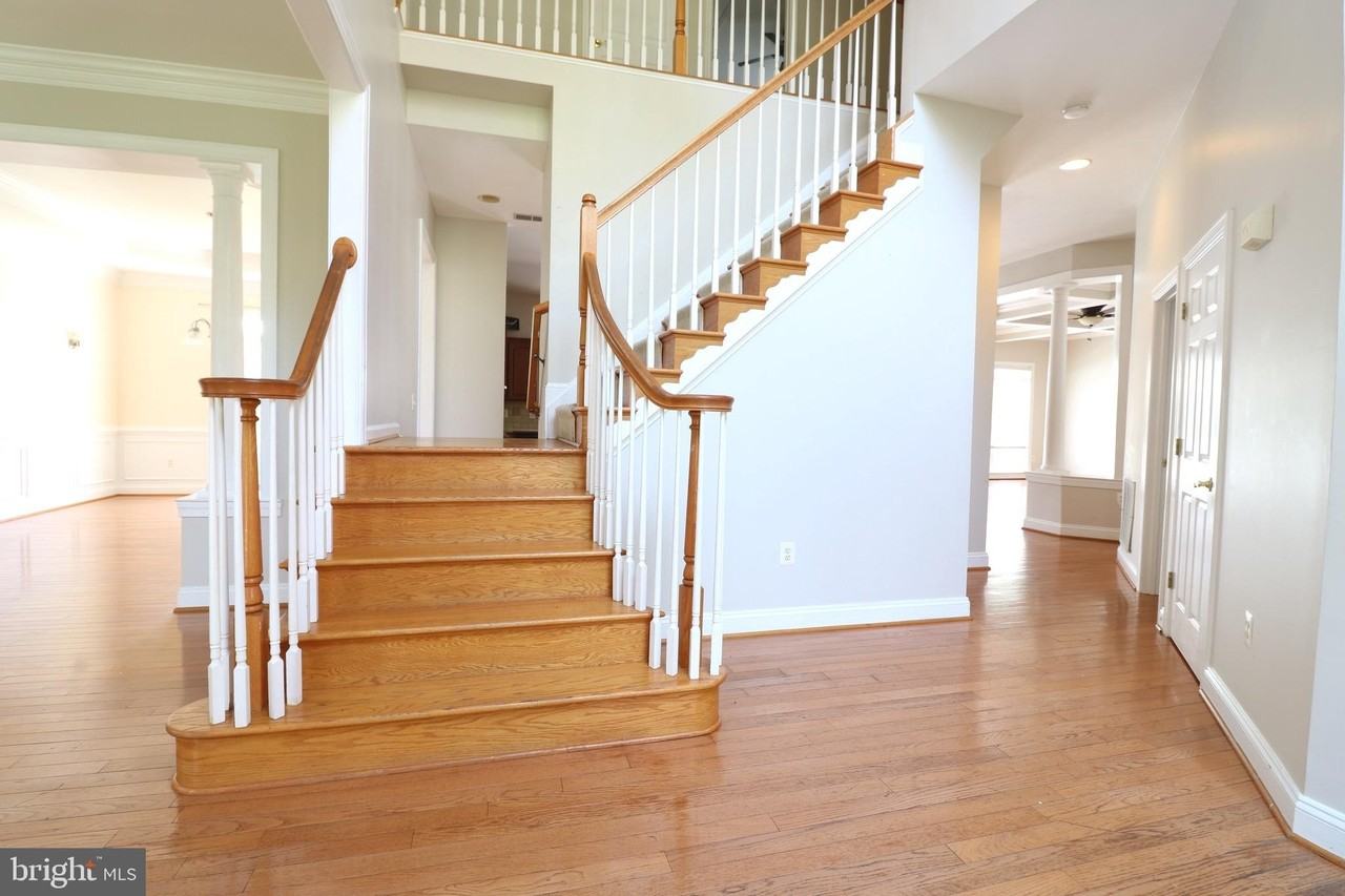 22078 Vantage Pointe Pl - Photo 2 of 25