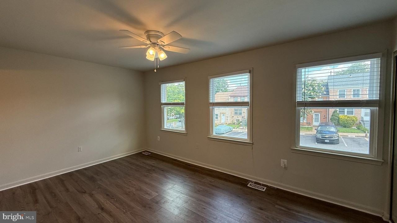 2015 Mayflower Dr - Photo 7 of 13