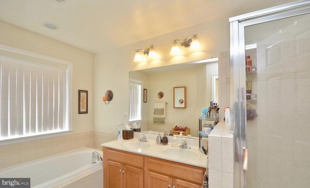 2454 Battery Hill Cir - Photo 6 of 14