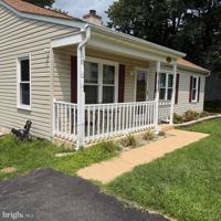 featured image of 11722 Camelot Way