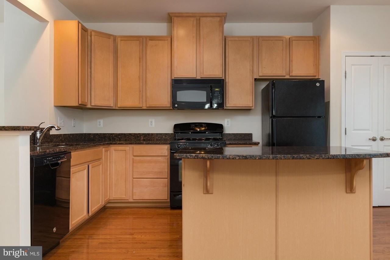 4548 Alliance Way - Photo 2 of 26