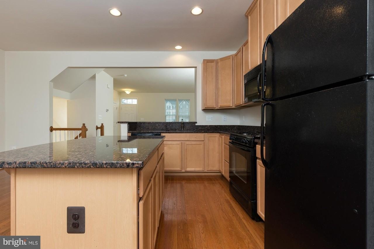 4548 Alliance Way - Photo 4 of 26
