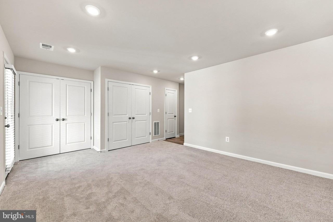 432 Seeback Dr - Photo 6 of 36
