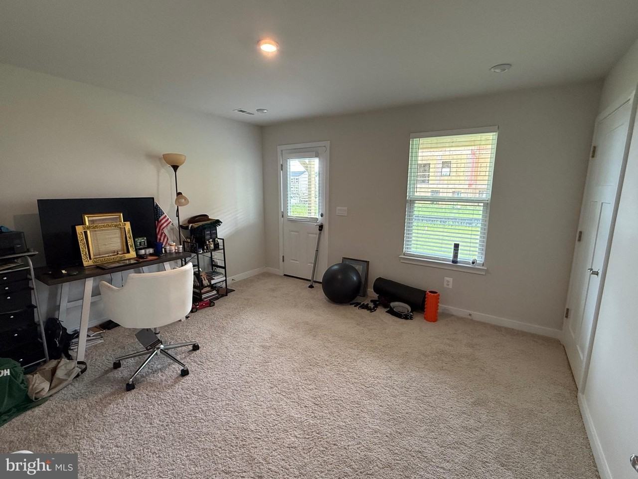 353 Huntwellwest Blvd - Photo 2 of 11