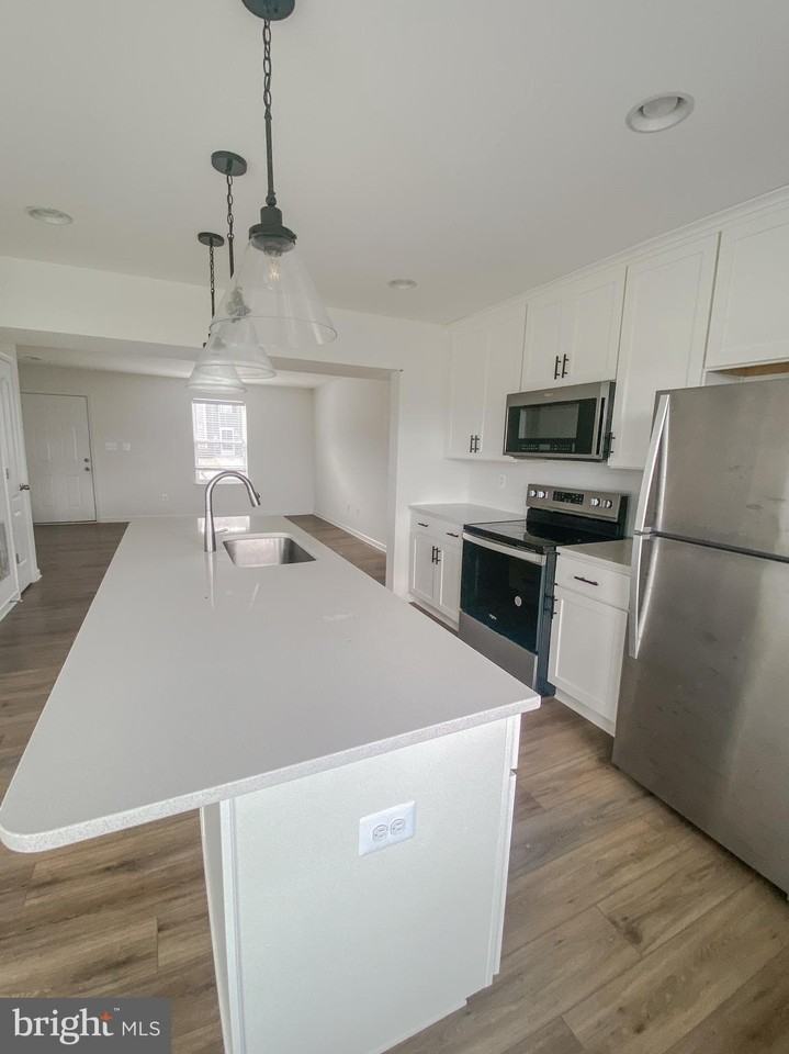 36 Orchard Green Dr - Photo 4 of 25