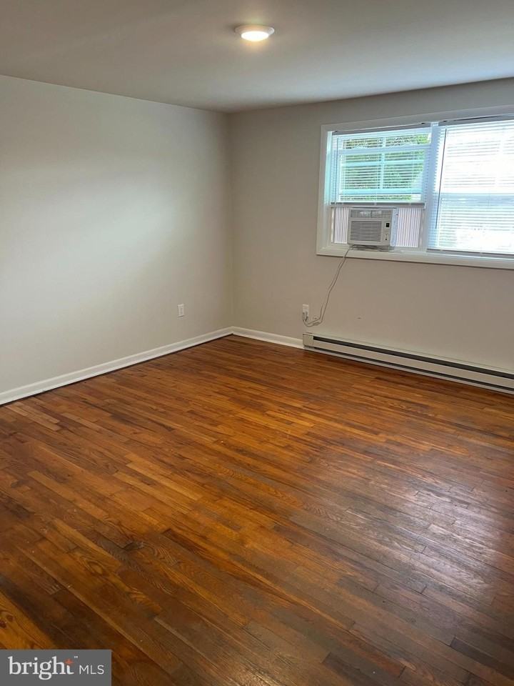 156 TOWER CIRCLE Road #2 - Photo 5 of 7