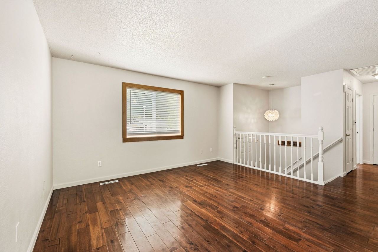 3512 Post Rd - Photo 5 of 25