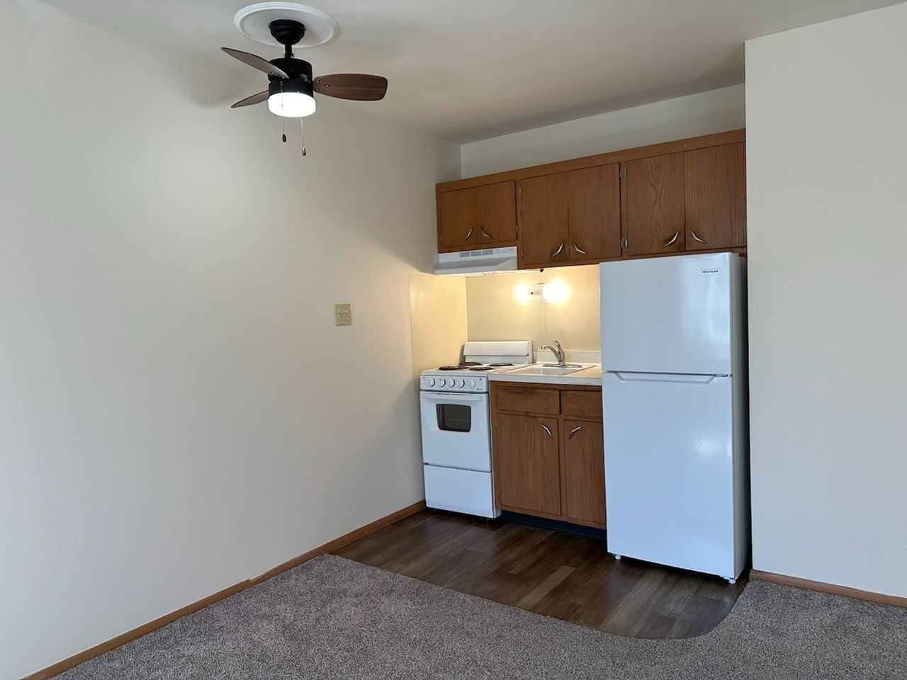 Rees Street Lofts - Photo 2 of 15