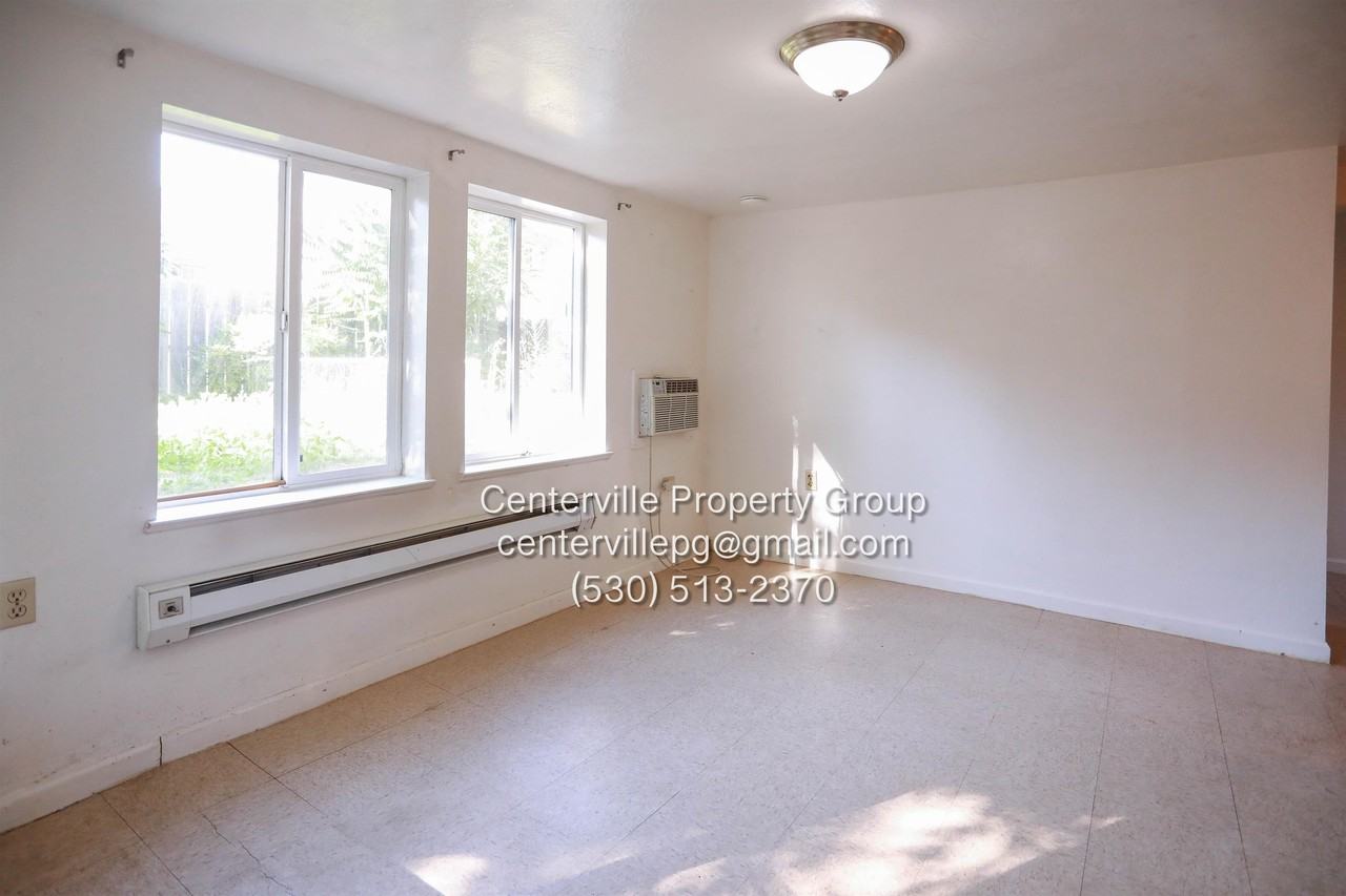 278 Humboldt Ave #3 - Photo 2 of 19