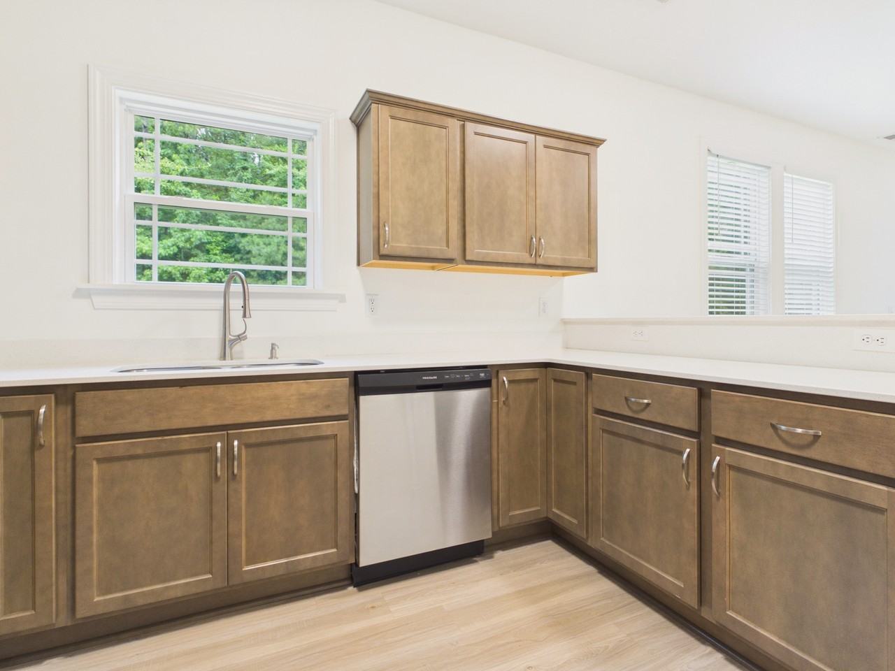 602 Princess Anne Cir #1 - Photo 7 of 22