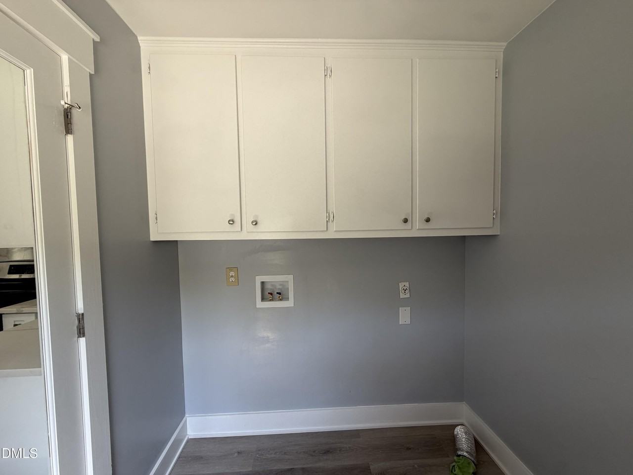 600 Manns Chapel Rd - Photo 5 of 15
