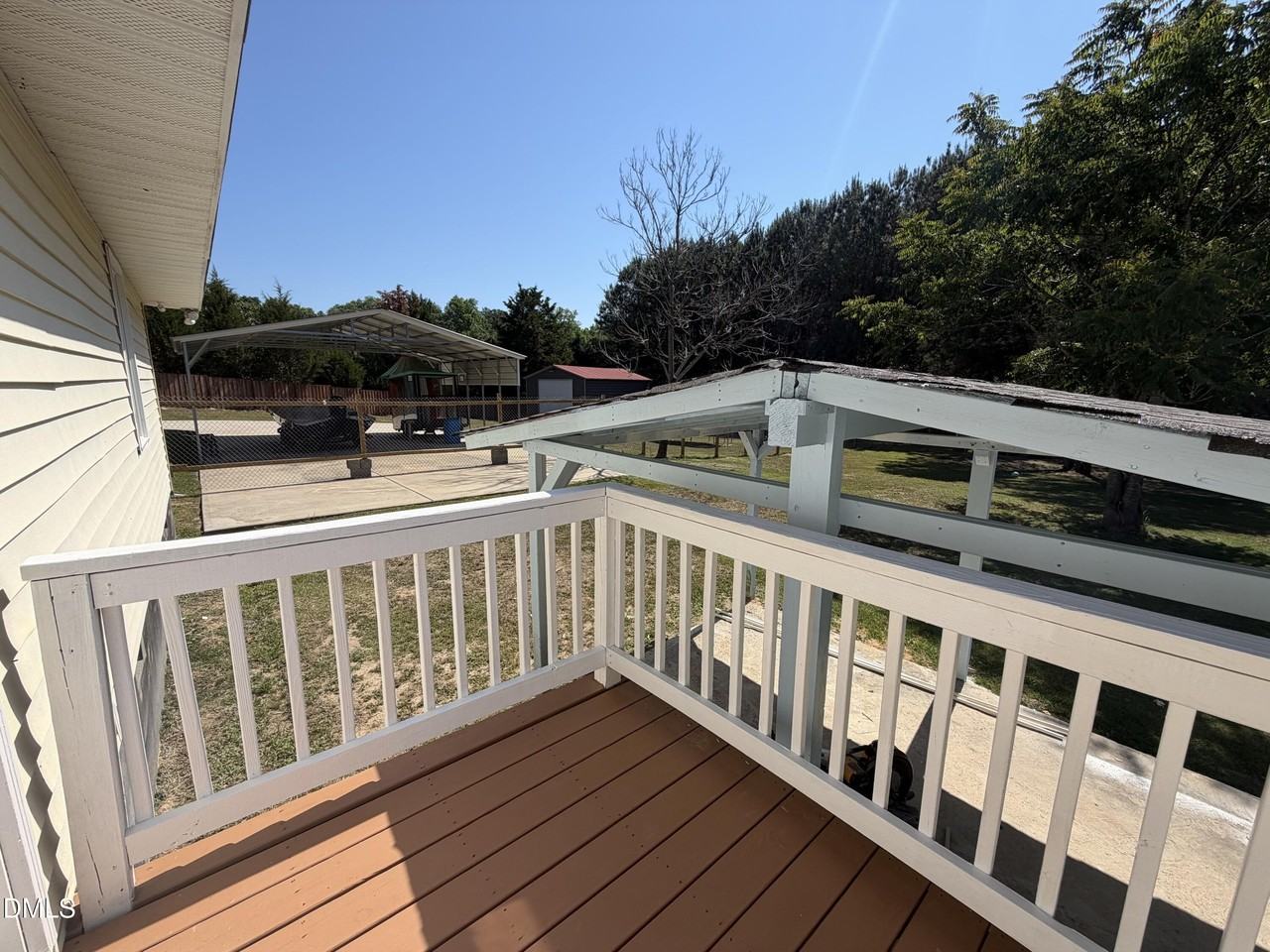 600 Manns Chapel Rd - Photo 6 of 15