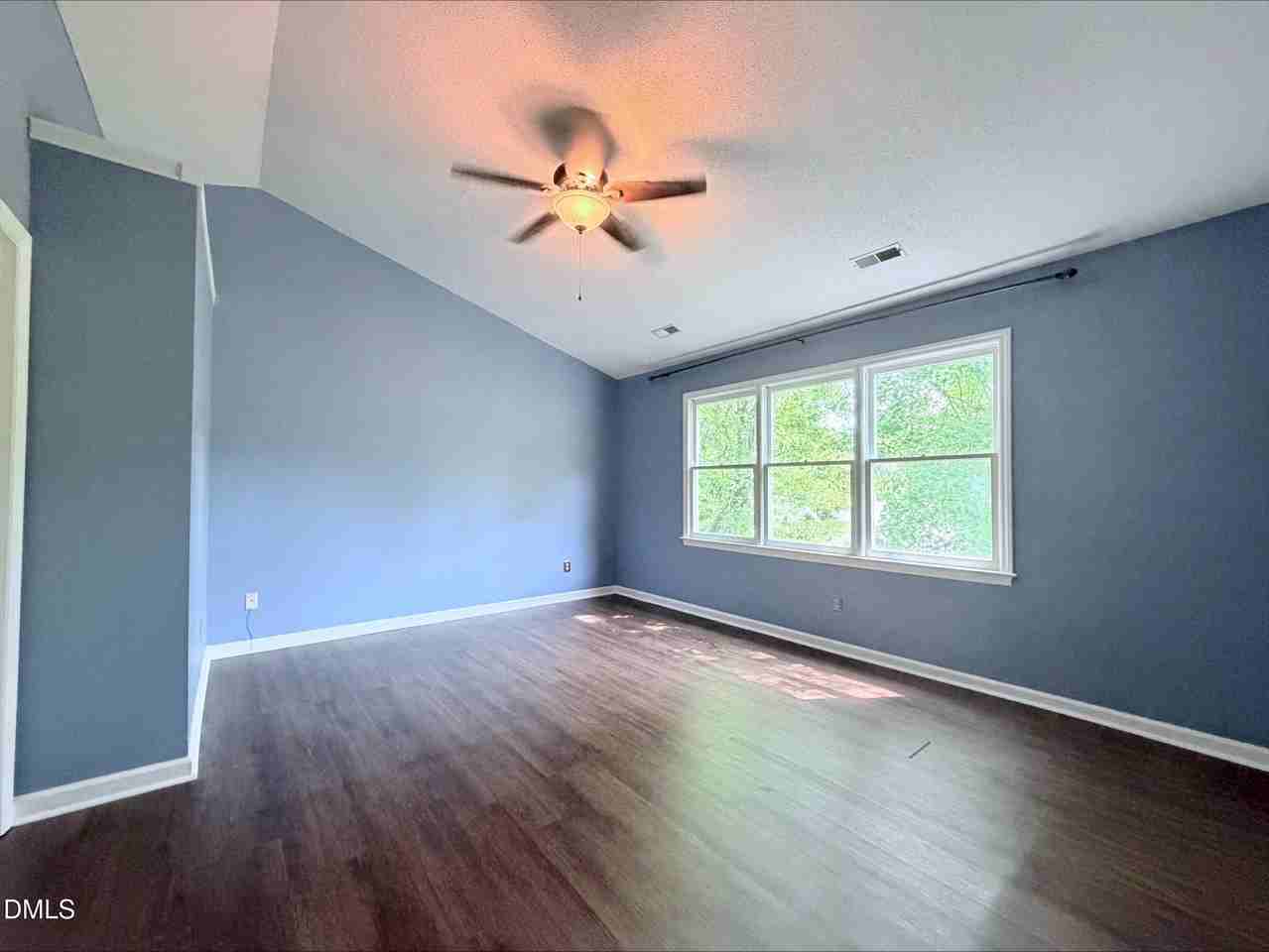 100 Drywood Pl - Photo 5 of 14