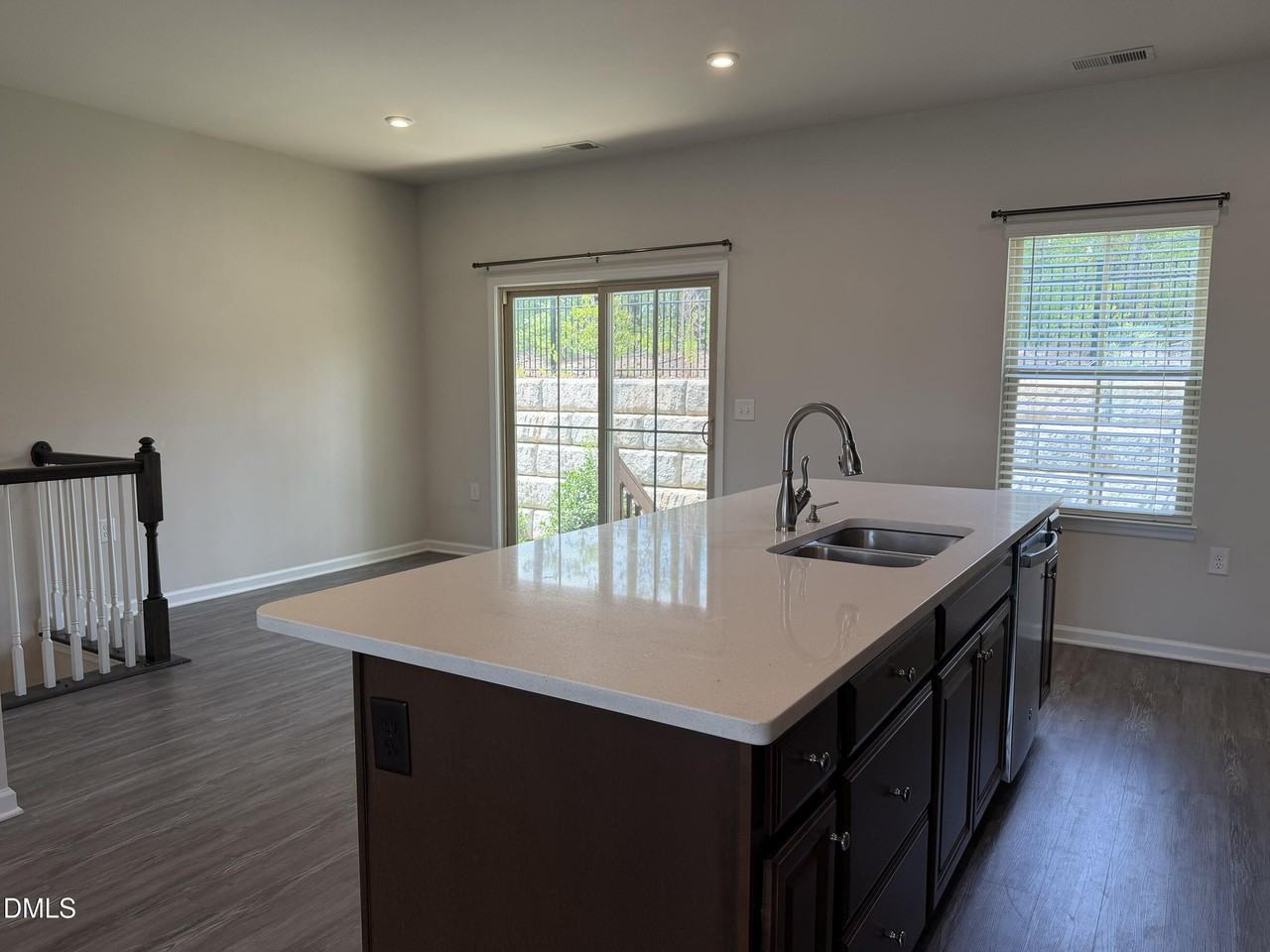 946 Channing Park Cir - Photo 7 of 43