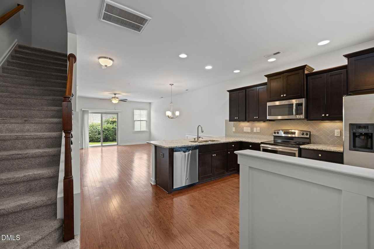 6426 Swatner Dr - Photo 2 of 36