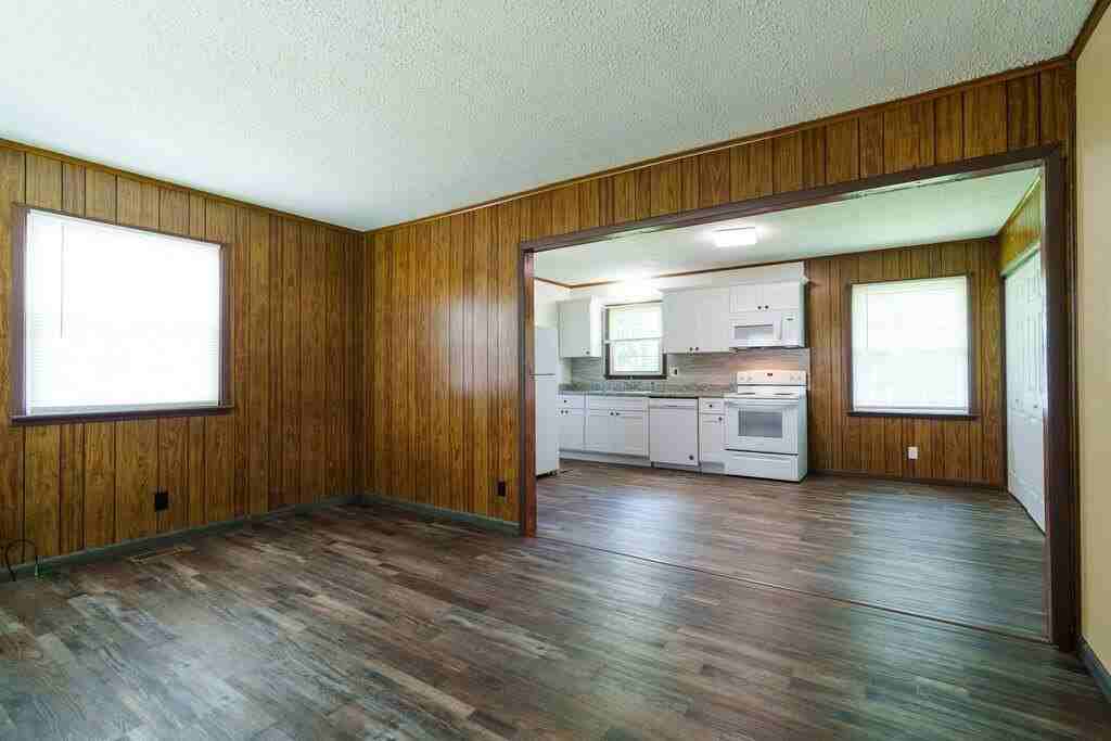 143 Claudene Qualls Ln - Photo 2 of 27