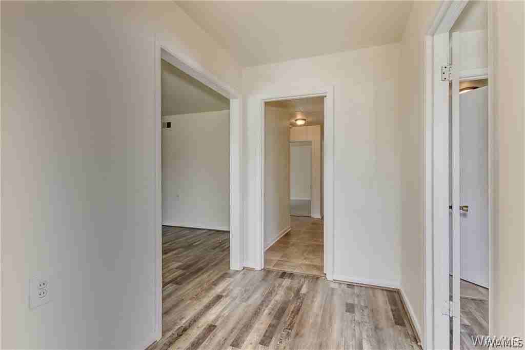 1612 2nd Ave - Photo 5 of 35