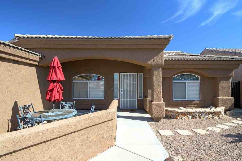 2121 E Desert Lakes Dr - Photo 5 of 26