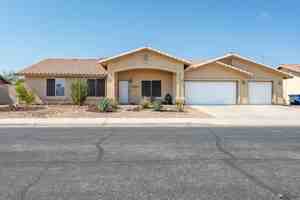 featured image of 6088 E 40th Ln