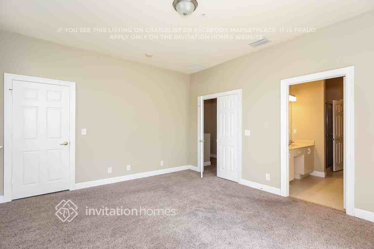 10001 Sw 22nd St - Photo 7 of 17
