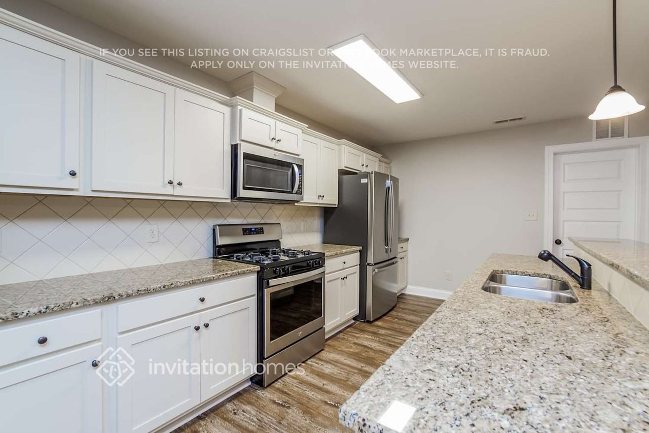 137 Unique Pl - Photo 7 of 17