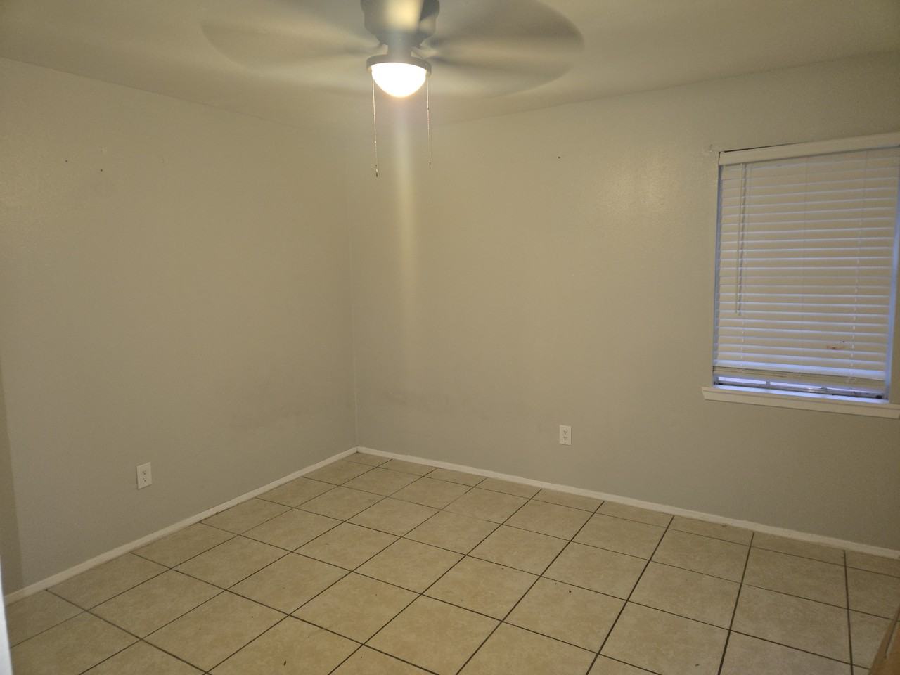 15890 Us Highway 59 N #12 - Photo 7 of 9