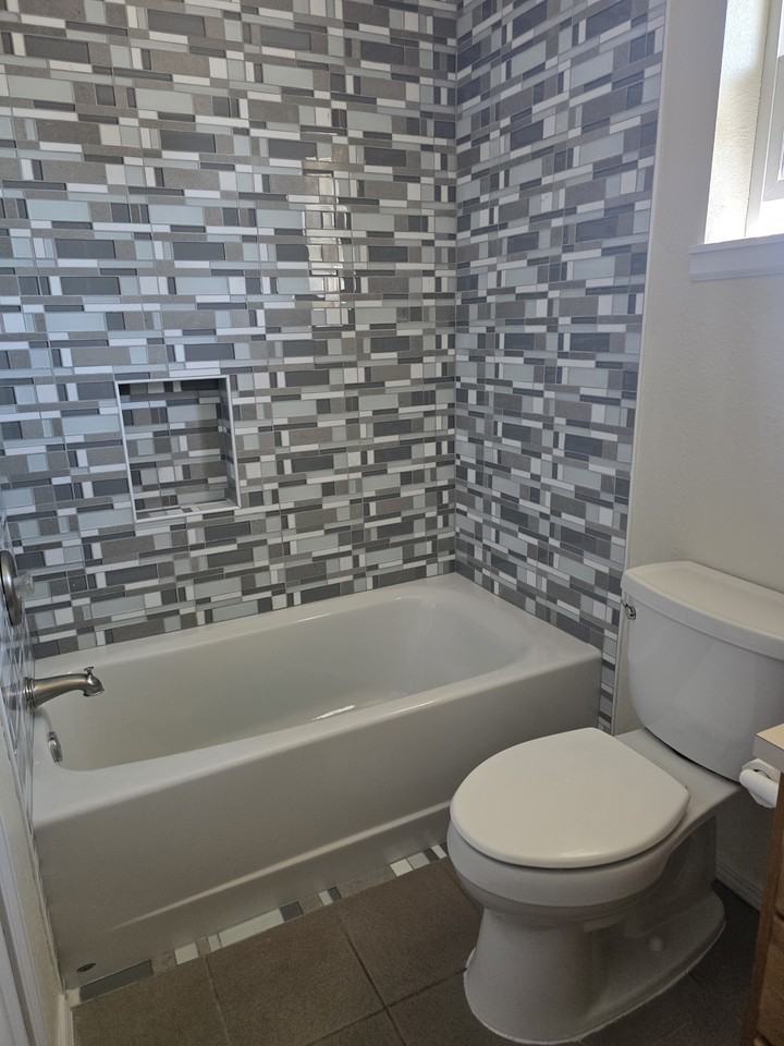 4206 Royal Ave #1 - Photo 6 of 11