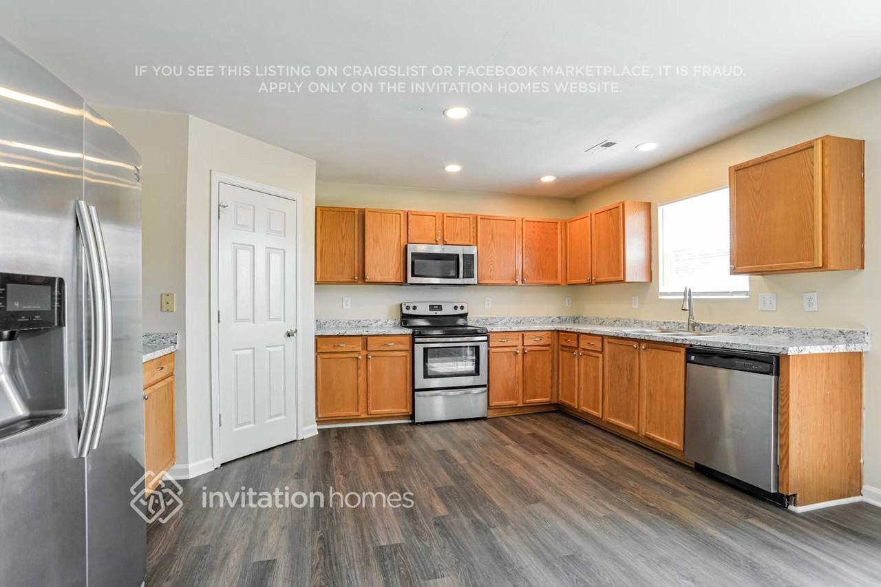 9427 Bayview Pkwy - Photo 7 of 18