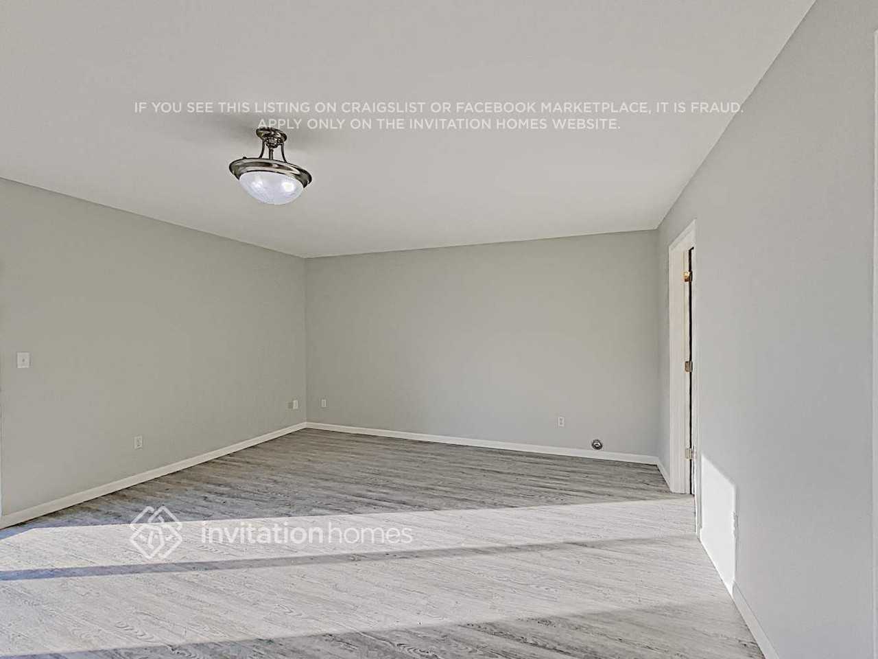 17127 115th Ave E - Photo 6 of 19