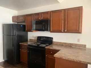 2407 High St #A - Photo 3 of 10