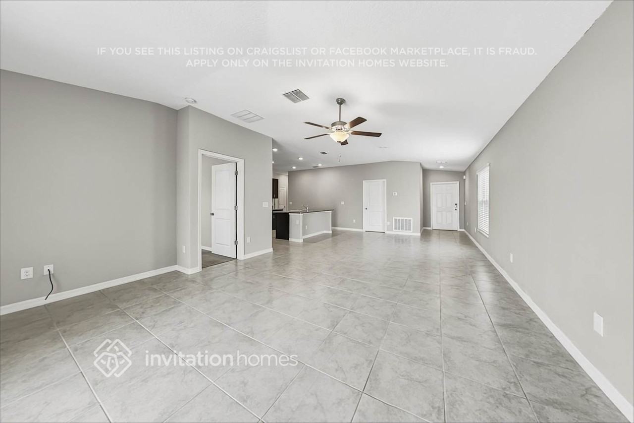 1569 Blue Rose Dr - Photo 4 of 19