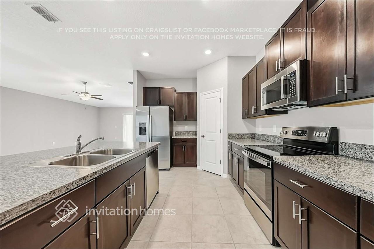 1569 Blue Rose Dr - Photo 6 of 19