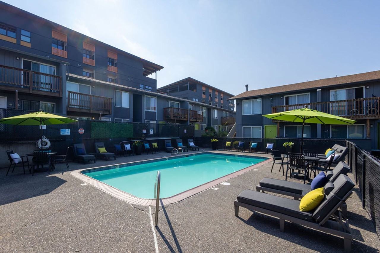 Moreland Place Apartments - Photo 3 of 25