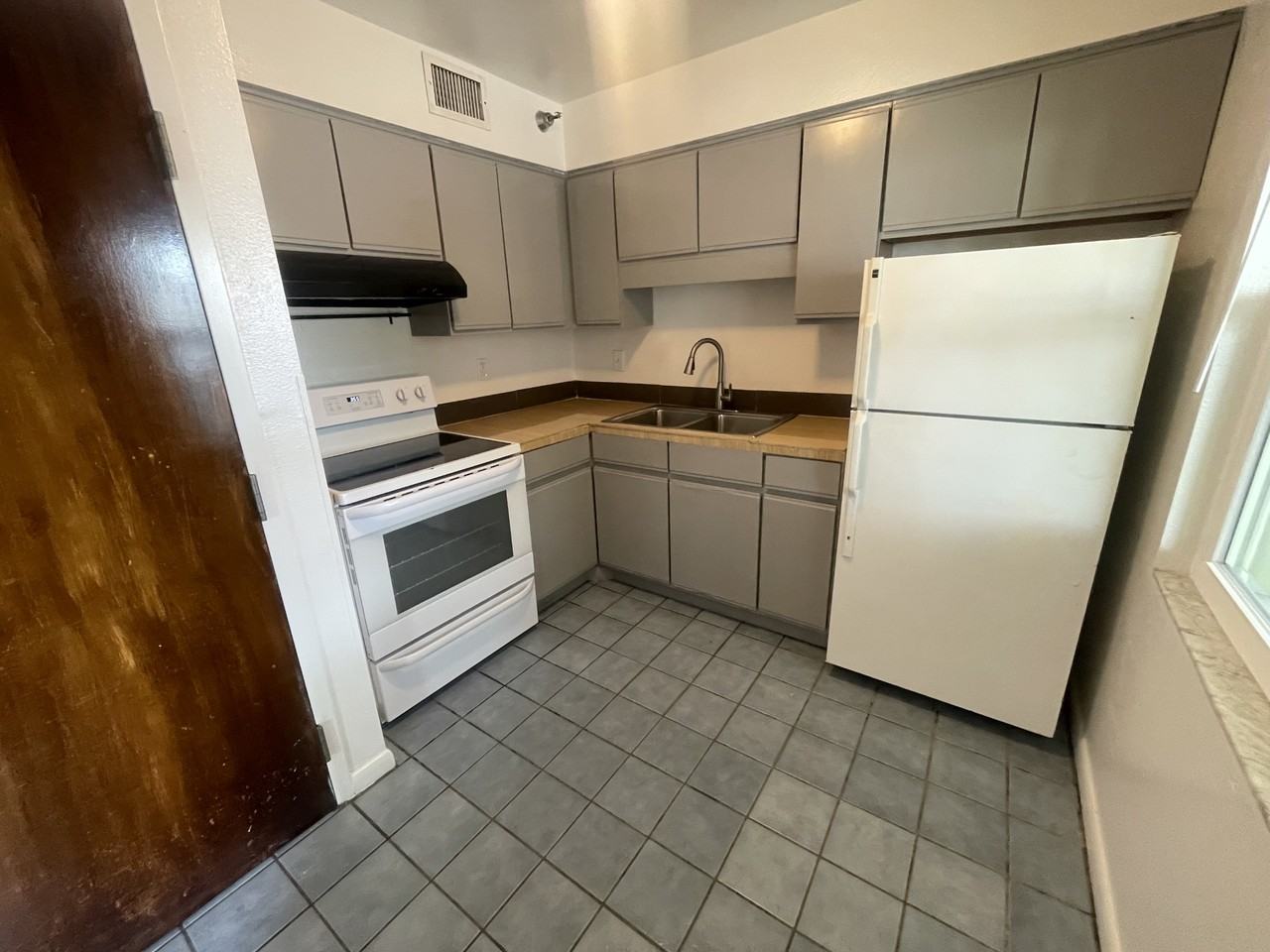 310 Plum St #8 - Photo 6 of 9