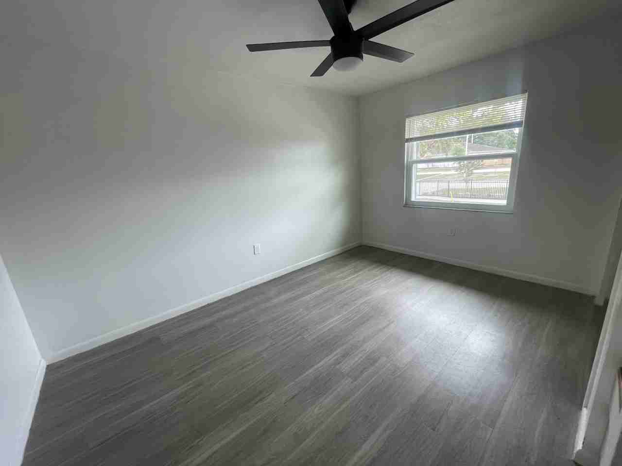 310 Plum St #8 - Photo 7 of 9