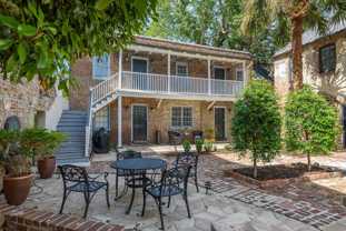 46 Queen St #B - Photo 1 of 1