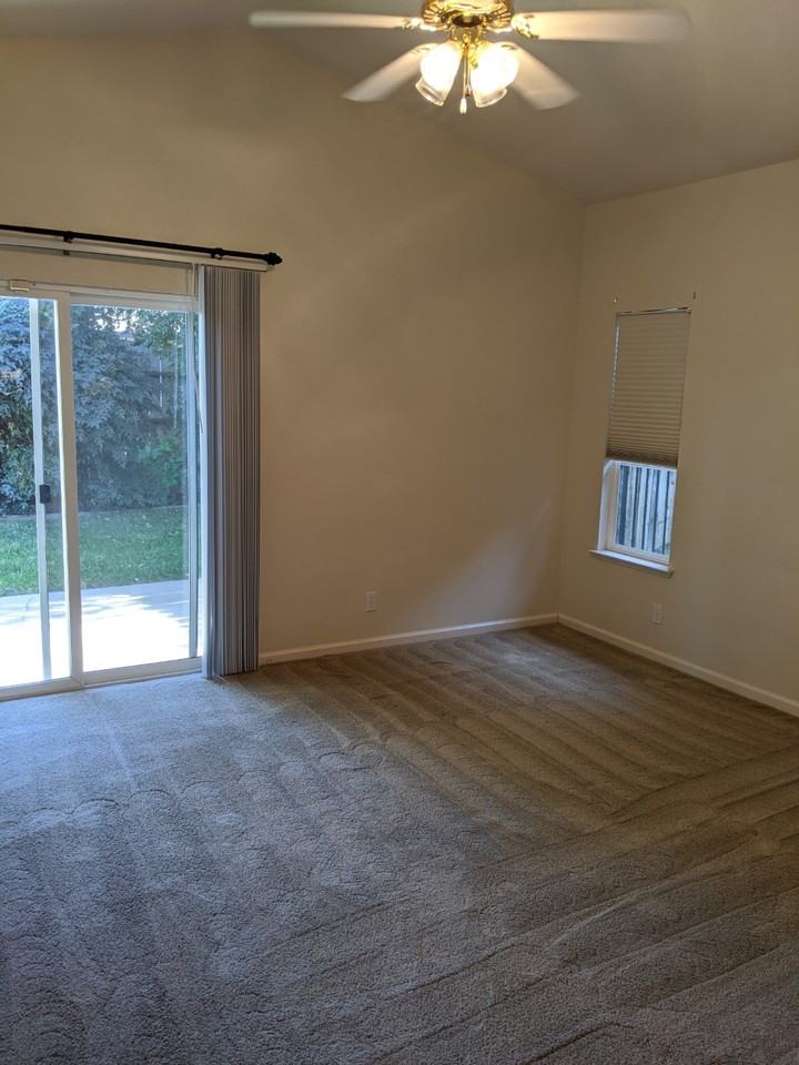 317 Westin Ln - Photo 5 of 9