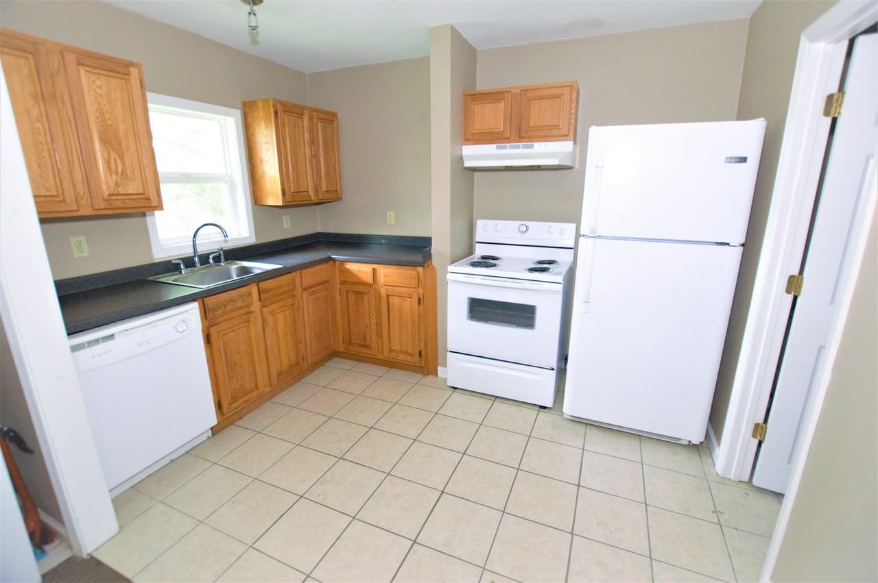 455 Shelby St #C - Photo 3 of 7