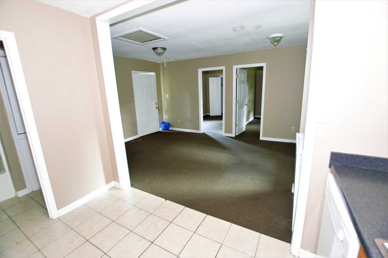 455 Shelby St #C - Photo 4 of 7